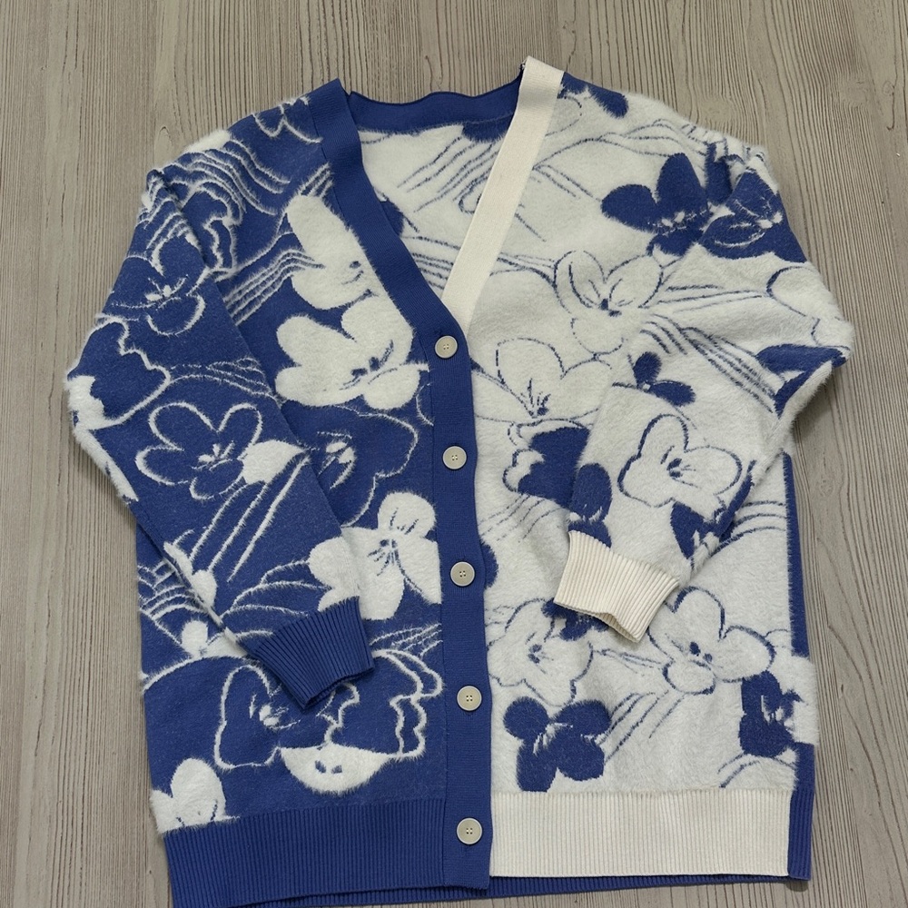 GLO Jeans Blue and White Floral Cardigan